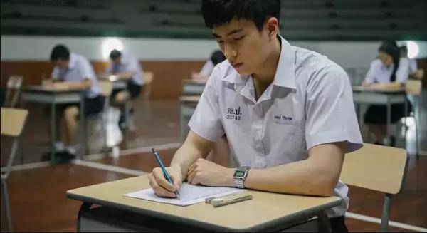 妈妈|高考出分后，杭州有医院精神卫生科接诊不少妈妈……