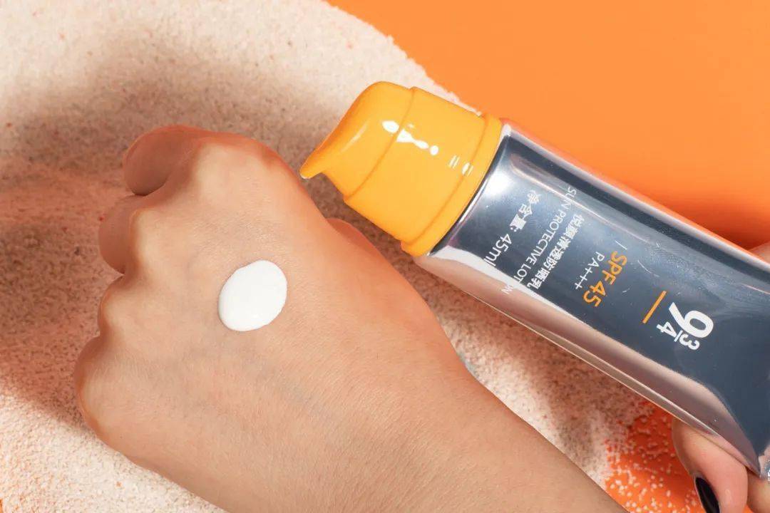 皮肤|出门怎能少了它？943悦颜清透防晒乳