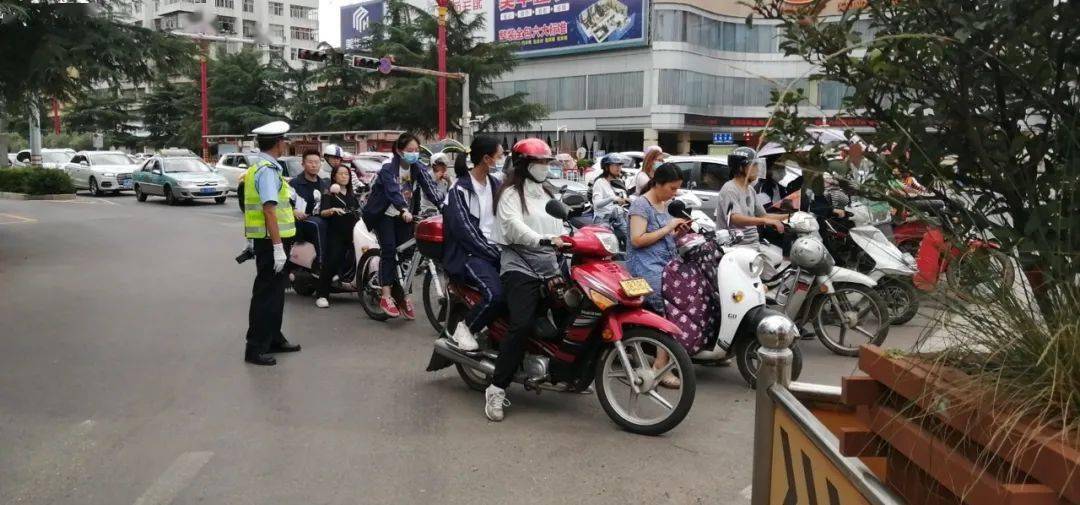 楚雄骑摩托车非机动车上路这些行为将被处罚