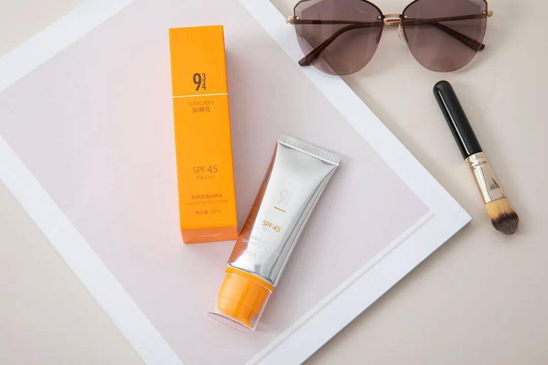 皮肤|出门怎能少了它？943悦颜清透防晒乳