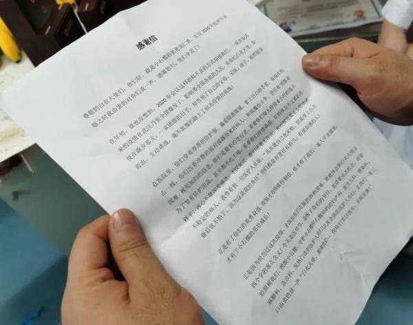 石榴|温暖又催泪的一天！小石榴与“亲人们”重逢了