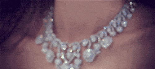 生活|【万德隆珠宝】七夕珠宝特辑丨宠爱加倍，做ZUI闪耀的自己！