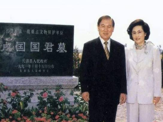韩中|中国大使专程探望韩国前总统 在韩国主流媒体刷了屏