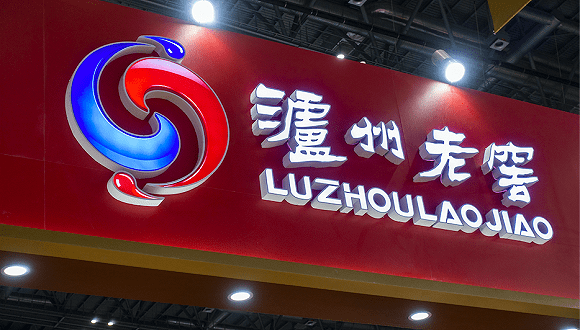 历史|国窖1573涨价后，泸州老窖股价大涨创历史新高，外资、机构抢筹