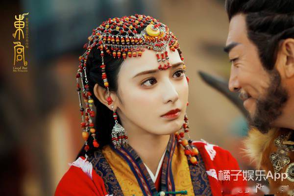 差异|虽然承认整容了，但这前后差异也太大了…