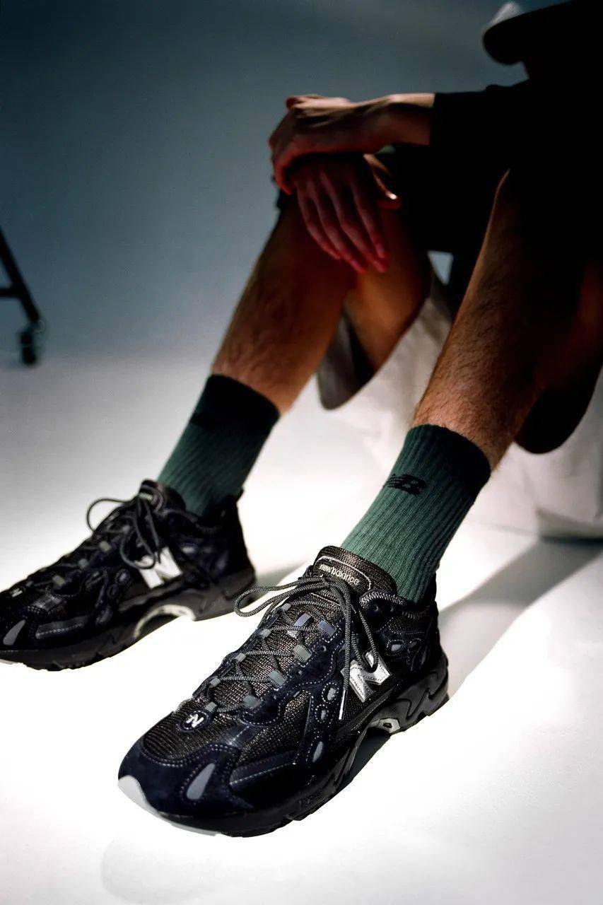 Bondi|不知道买什么的时候，就买黑色球鞋吧！