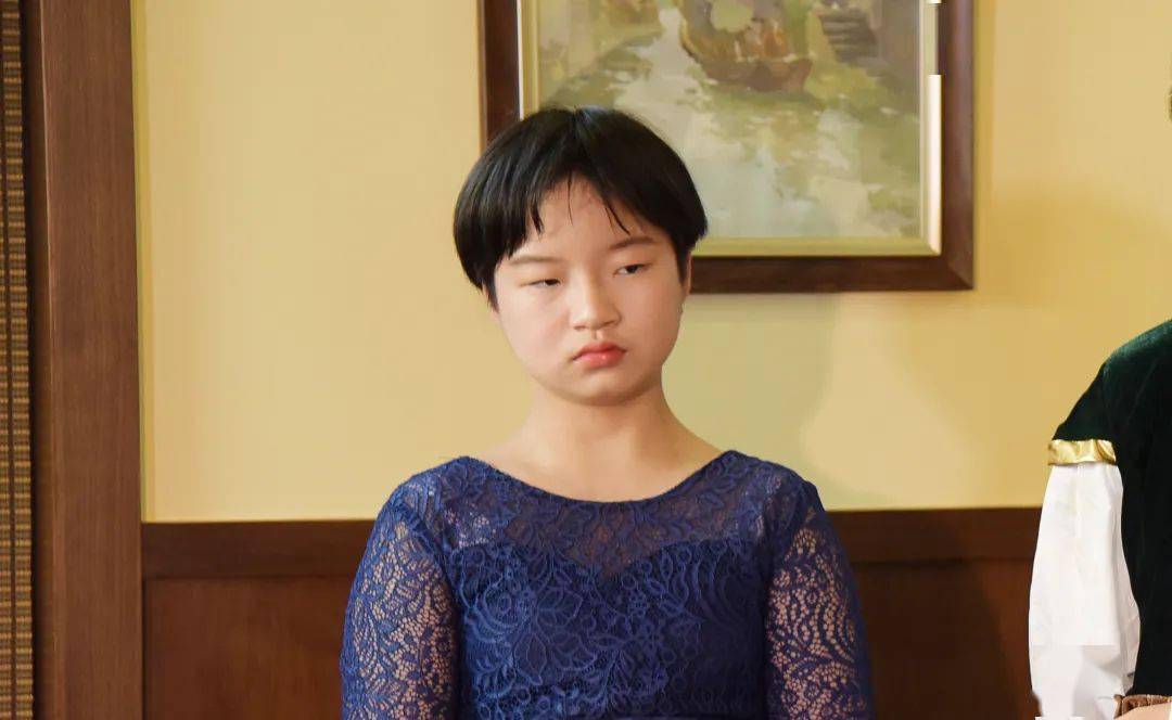 福尔摩斯|【大片预告】这些明星里说不定有你的同学哦！