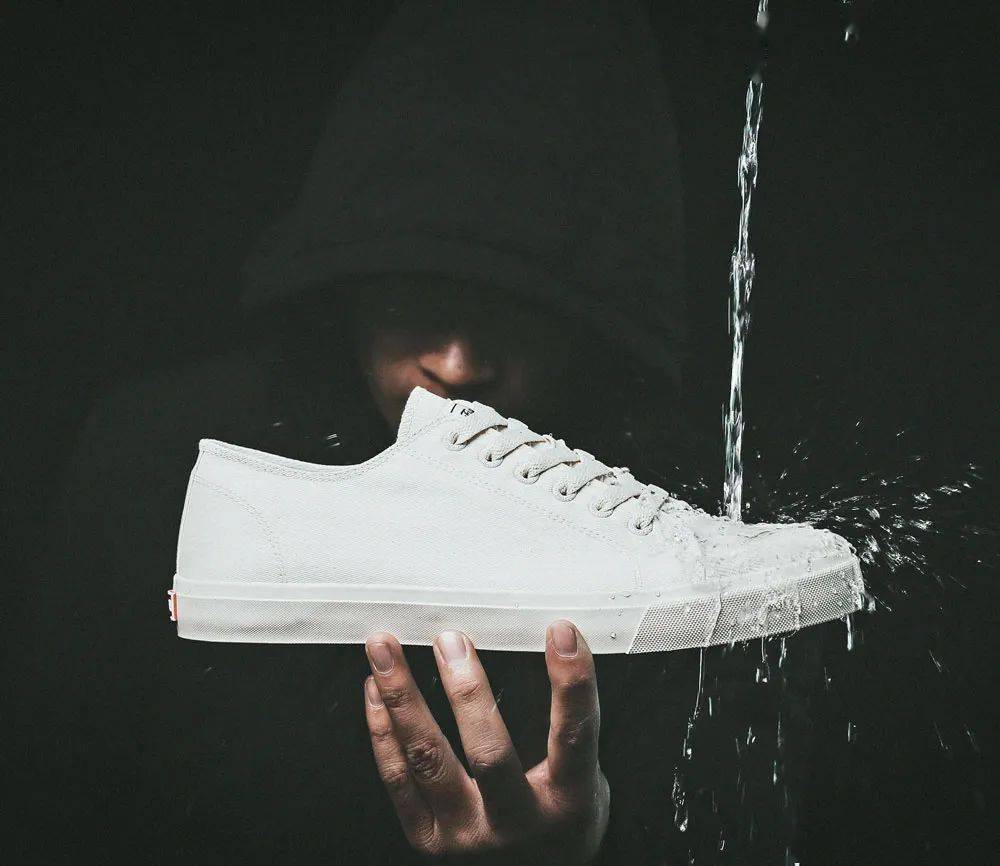 小白|超级团 | 英国帆布小白鞋，不怕水，不怕脏，不用系鞋带