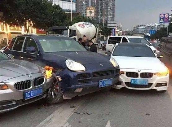 JDB电子试玩网页版:
曝光!富顺不守交通规则行为曝光 这期又是谁上榜(图6) JDB电子试玩网页版:
曝光!富顺不守交通规则行为曝光 这期又是谁上榜(图6)