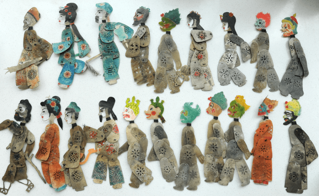 藏满皮影,《八佰》里的皮影戏曲调出自他!