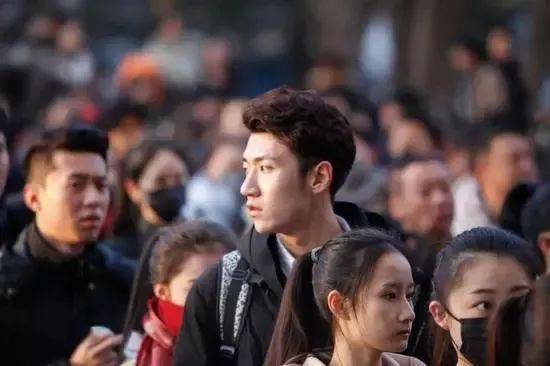 燕妮|播音主持艺考生最全穿搭推荐,艺考你穿对了吗?