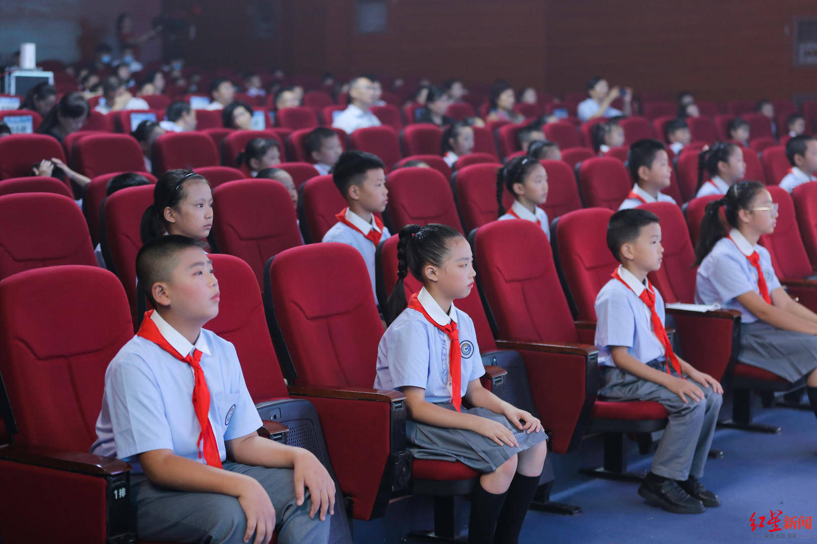 筹备|成都大学?成大附小：大运会筹备亲历者揭秘“成都时间”创作