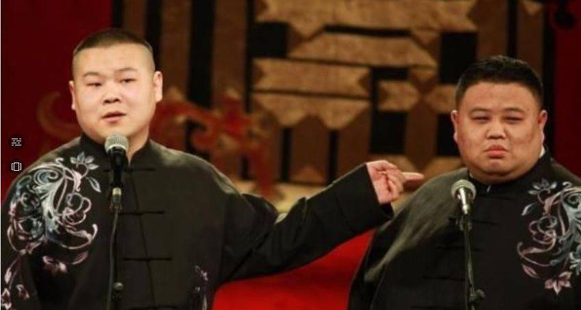 长衫|《德云斗笑社》“一哥”选拔赛！藏在大褂/长衫里的秘密。