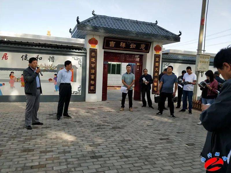 临泽县倪家营镇:推进厕所革命 补齐民生短板