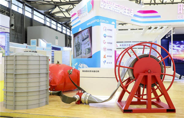 控股|北京时尚控股“拳头”科技创新产品亮相CINTE20