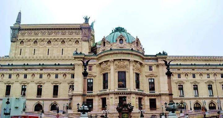 卢浮宫东立面 来自搜狐网