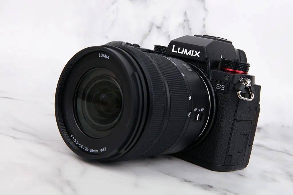 麻雀虽小五脏俱全松下lumixs5评测