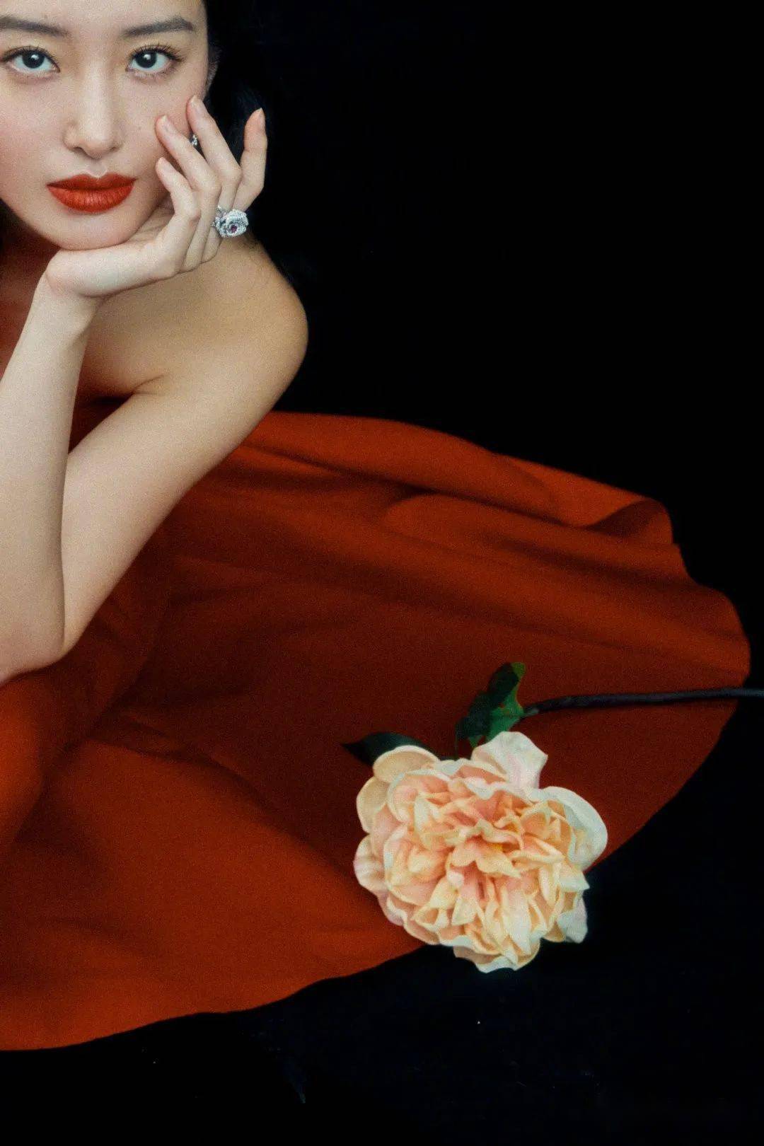 Dior|野生时尚博主杨采钰的40s复古风珠宝真是爱了爱了！