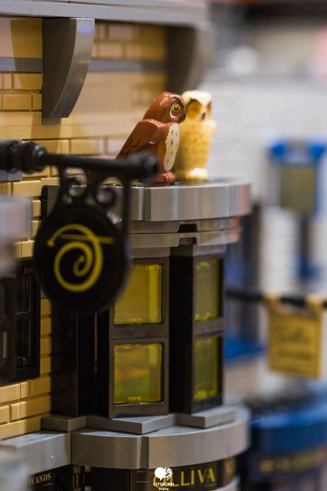 哈利波特|巫师们速来集合！乐高旗舰店要过生日啦，还把对角巷搬到了王府井！