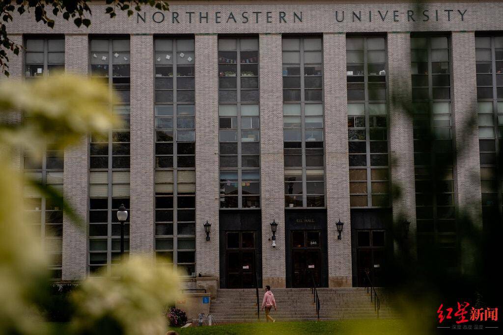 校方|动真格了！11名美高校生违规开派对被罚停课一学期 校方：学费不退