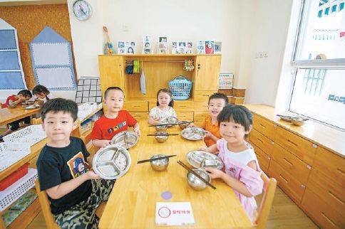 光盘|食堂节约食材 师生按需点餐 返校生活从“光盘”开始