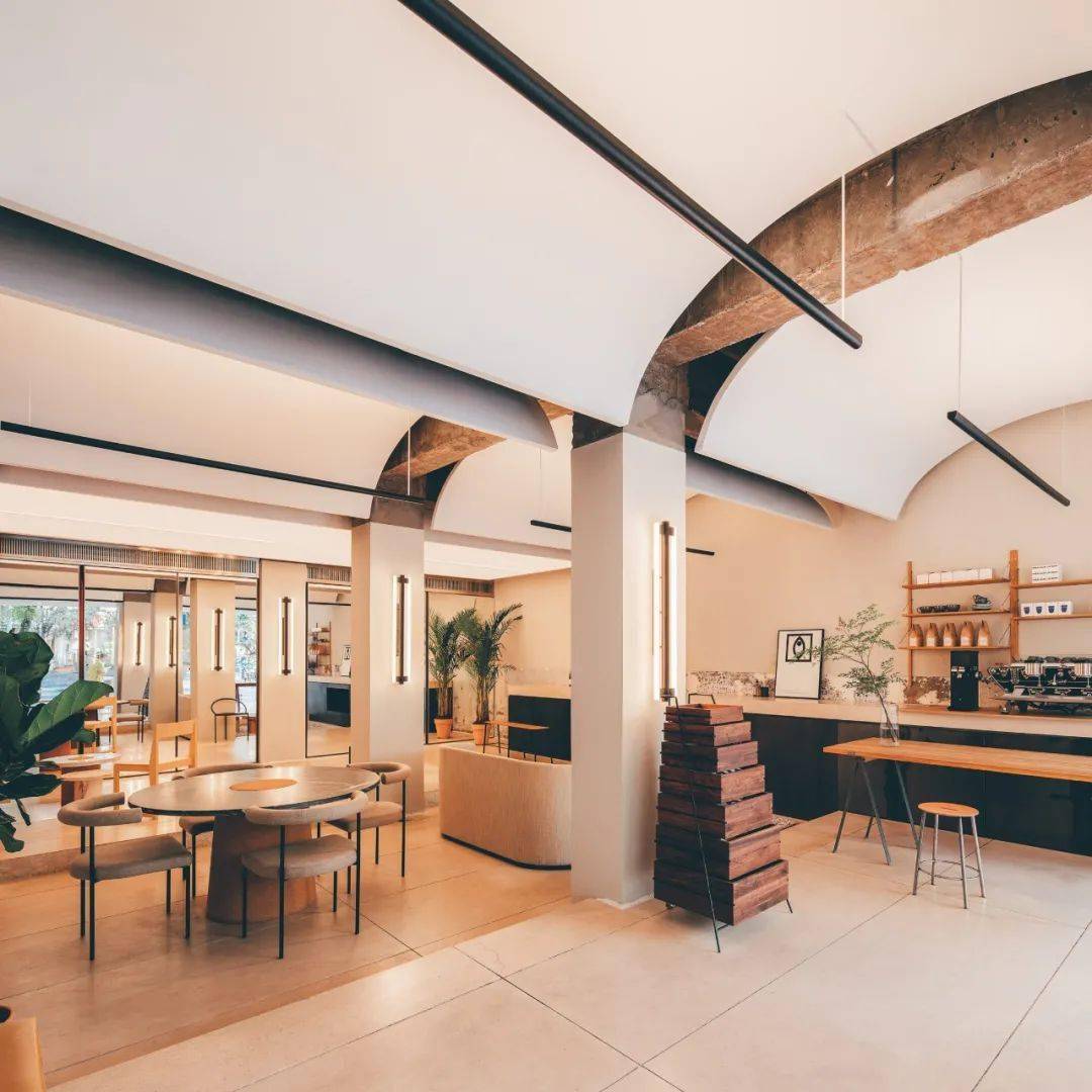 shop|编辑之选｜凭设计出圈的酒吧主理人Derek，又开了一家“拒绝被定义”的家居集合店