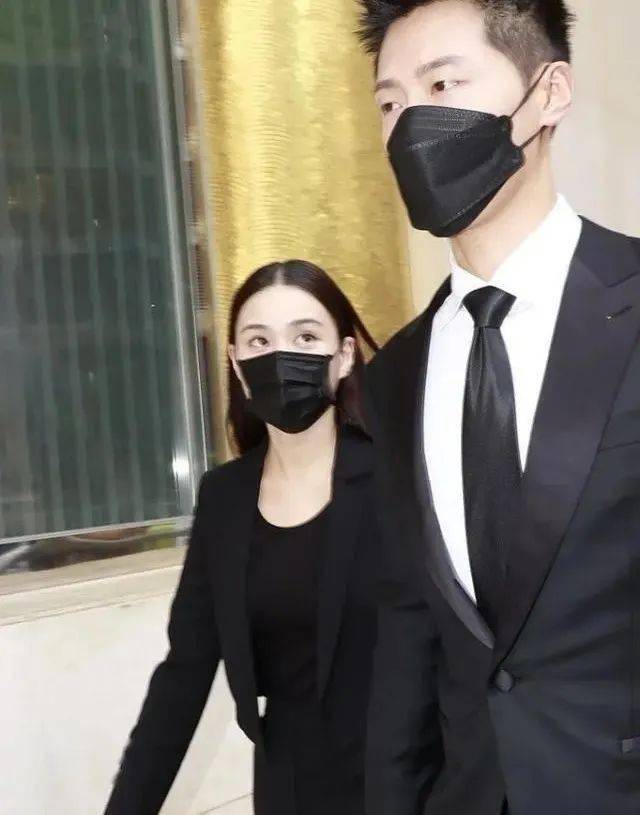 窦骁|赌王千金何超莲和窦骁要修成正果了？她可能是最“接地气”的大小姐了！