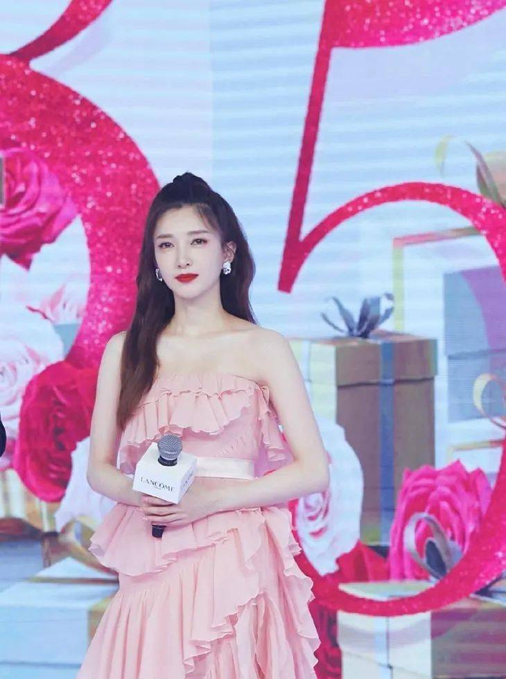 美人计|美人计 | 能把粉色这么画还好看的,也就江疏影了
