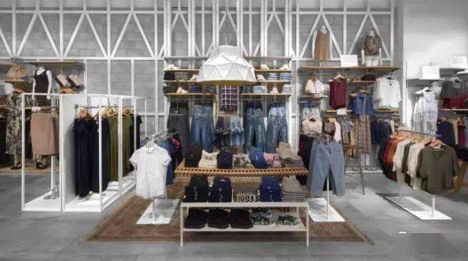 门店|【终端】开服装店不懂这『9大吸客法则』，活该你店里没人！