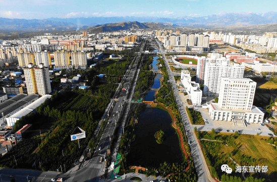 海东市互助县创建全国文明城市纪实彩虹故乡劲吹文明风