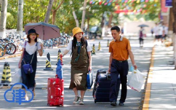 迎新|天津大学开学迎新 万名学子报到