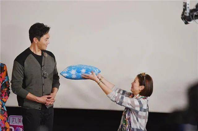 销量|大走桃花运!人最懒,命最好,“晚年没有病痛”,能活100岁的五个生肖女,身体健康,晚年不给子女添麻烦