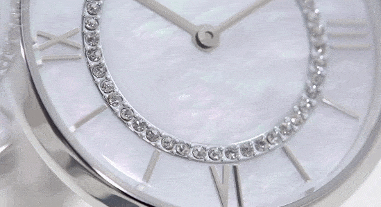 满天星|好物┃明星都在戴的阿玛尼满天星，官网3990我们不到三折，专柜气到关门！