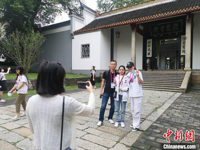 澳门|澳门学子内地求学“组团”报到