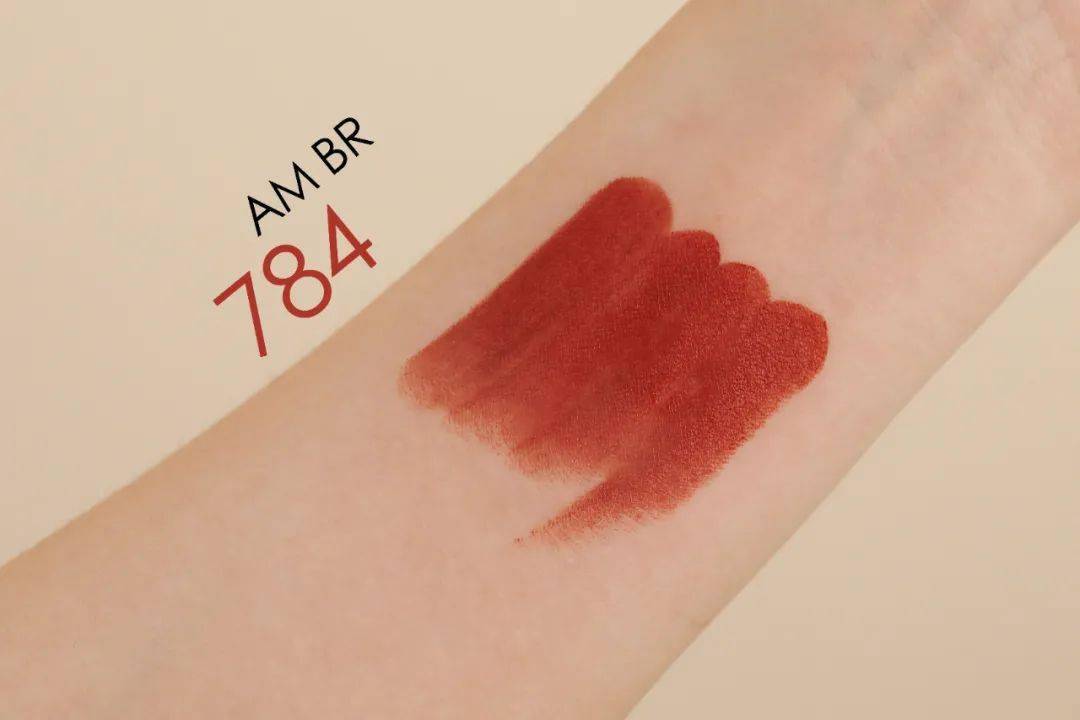 口红|我摊牌了，初秋气质感妆容的秘诀其实是这个......