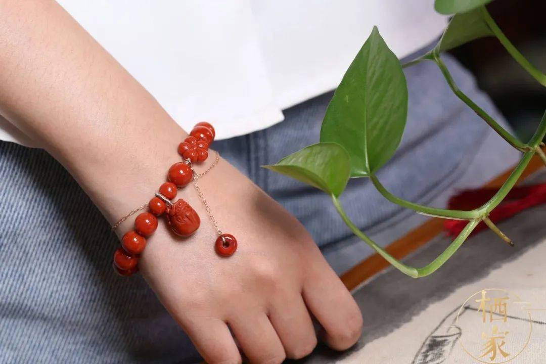 林凤腾|优雅女人的10种表现，好命是有原因的