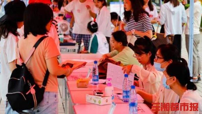 湖南|你好新同学！湖南多所高校开启迎新模式