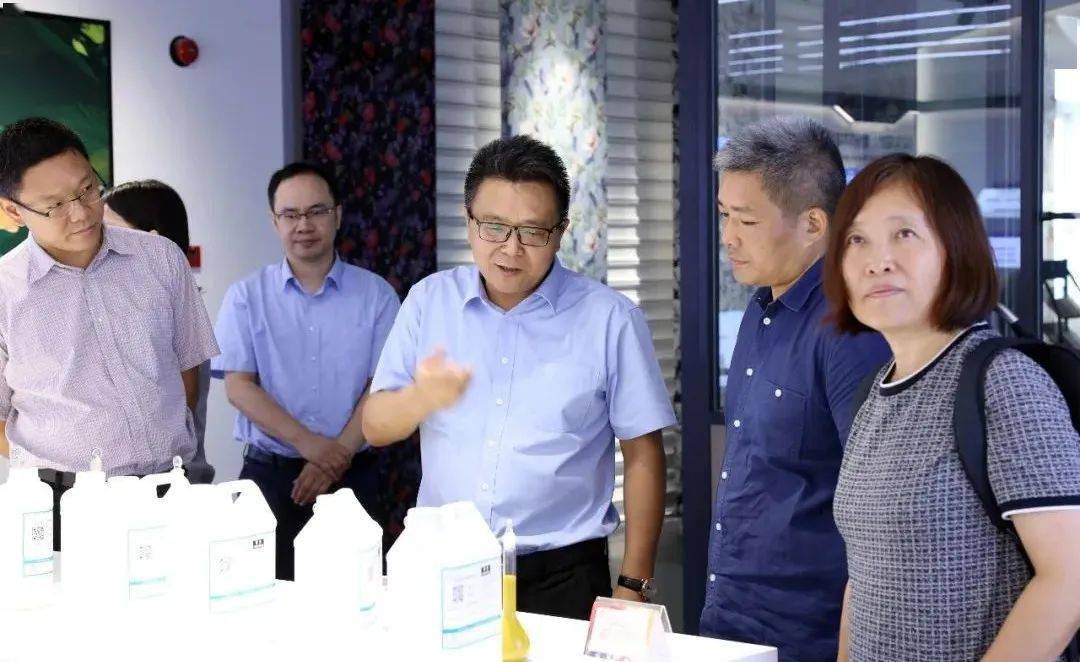 安诺其老总_安诺其图片(2)