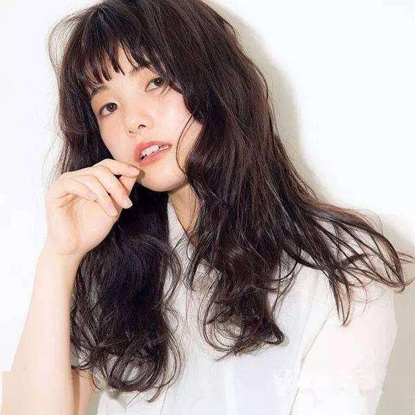 step|拒绝大众化，改变你的素发造型