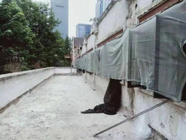 维修|扬尘扰民!历史保护建筑维修不能安装防尘网?没有的事儿