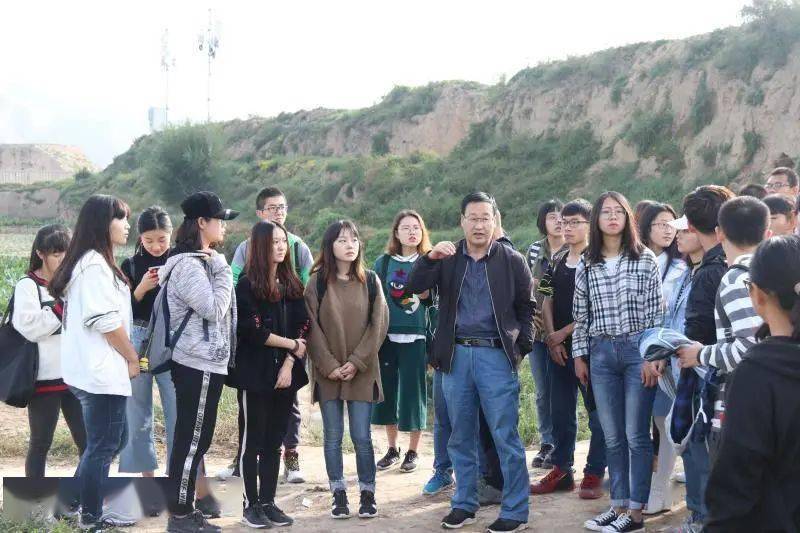 一名曾经参加过魏文斌组织的麦积山石窟暑假调研的兰州大学历史与文化