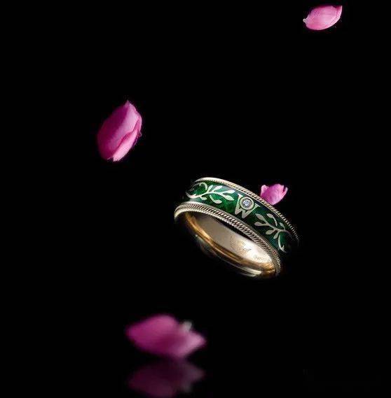 珠宝|揭秘珠宝圈百年“网红”，常春藤凭什么得到这么多宠爱？