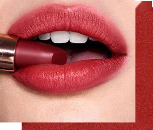 郑瑄茉|BLACKPINK回归造型都是天价？深扒明星化妆师用什么！