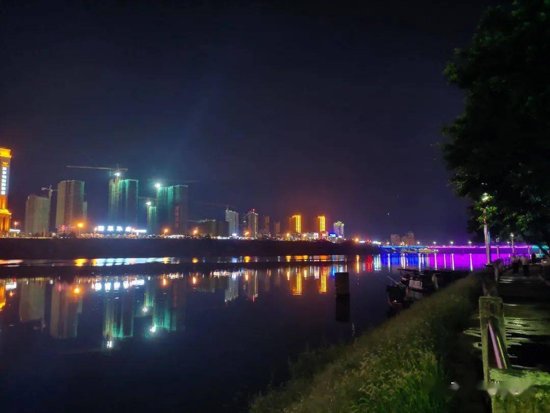 灯光夜景,点亮于都河畔!
