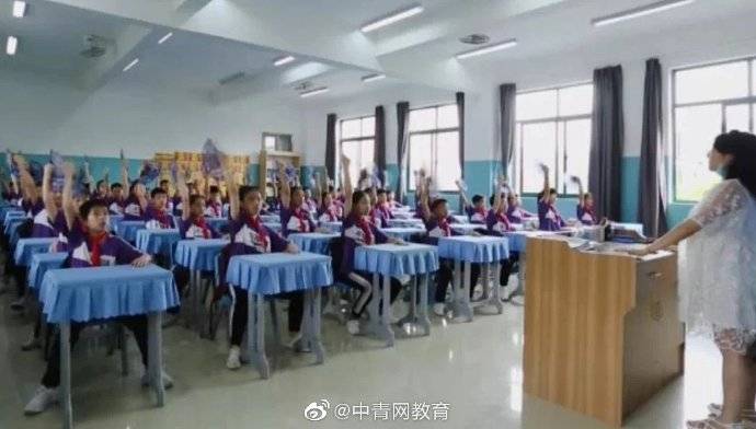 高一|高一学生课间操跳出网红款！网友：这才是青春啊...