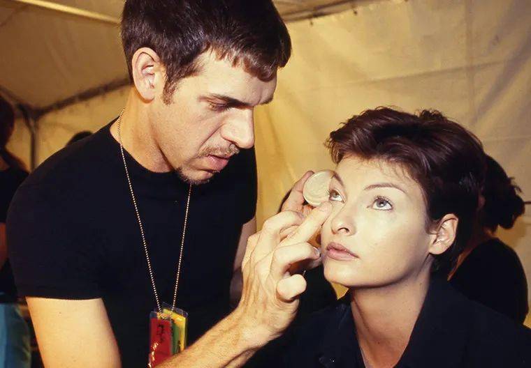 郑瑄茉|BLACKPINK回归造型都是天价？深扒明星化妆师用什么！