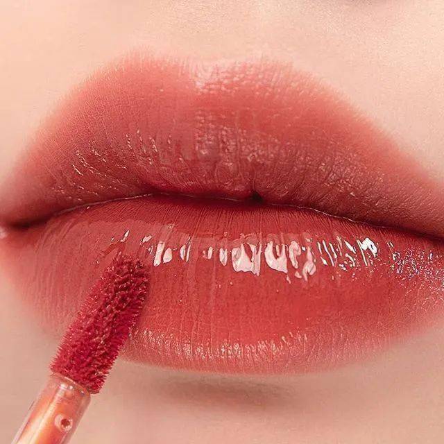 肌肤|水光妆升级版来了,又美又立体的海豚玻璃肌你听过吗?