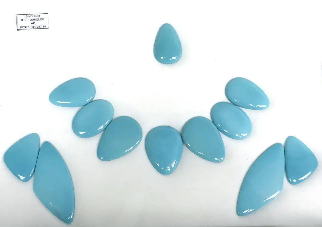 冠冕|RR · TRENDS | 看珠宝界的新晋“网红”如何俘获人心