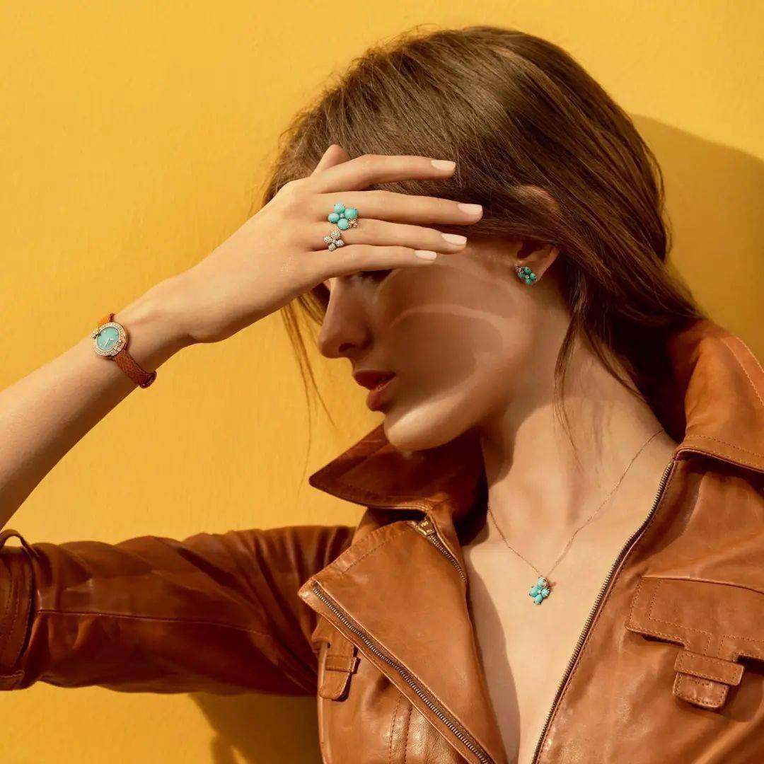 冠冕|RR · TRENDS | 看珠宝界的新晋“网红”如何俘获人心