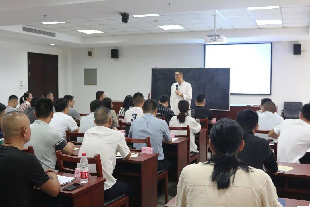泰顺市经济总量_泰顺廊桥(2)